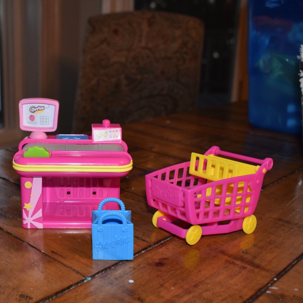 Shopkins Mini Mart Supermarket
